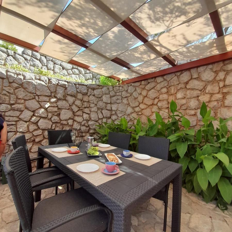 2-Bedroom Apartment 300M From Beach In Punat Exterior foto